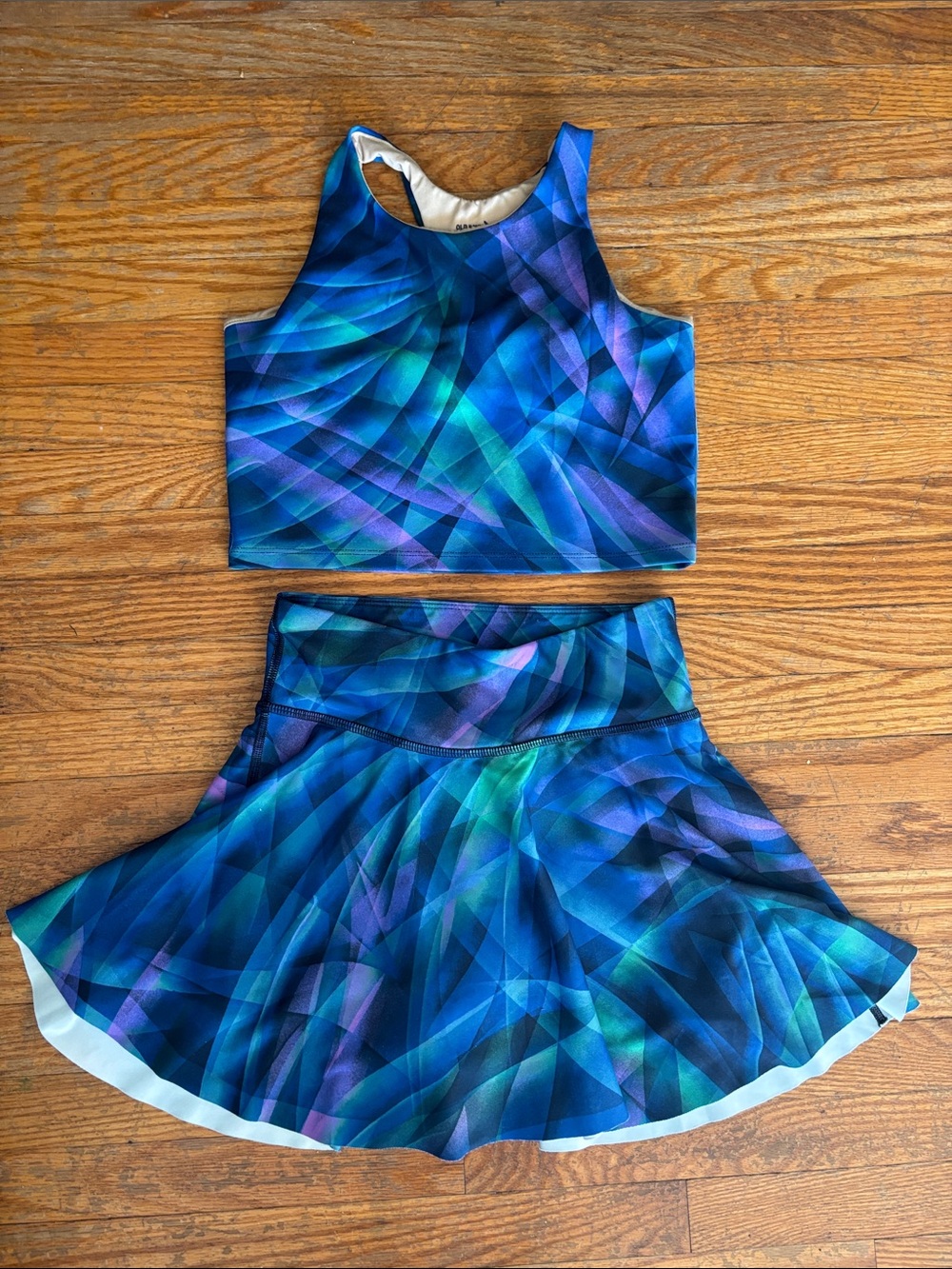 Old Navy Blue & Teal Geometric Crop Top and Flared Athletic Skirt Set L (10-12)